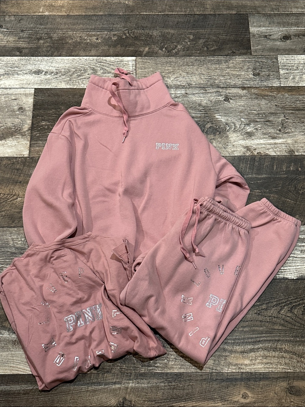 VS PINK 3 Piece Funnel Neck/Jogger/Tee Set